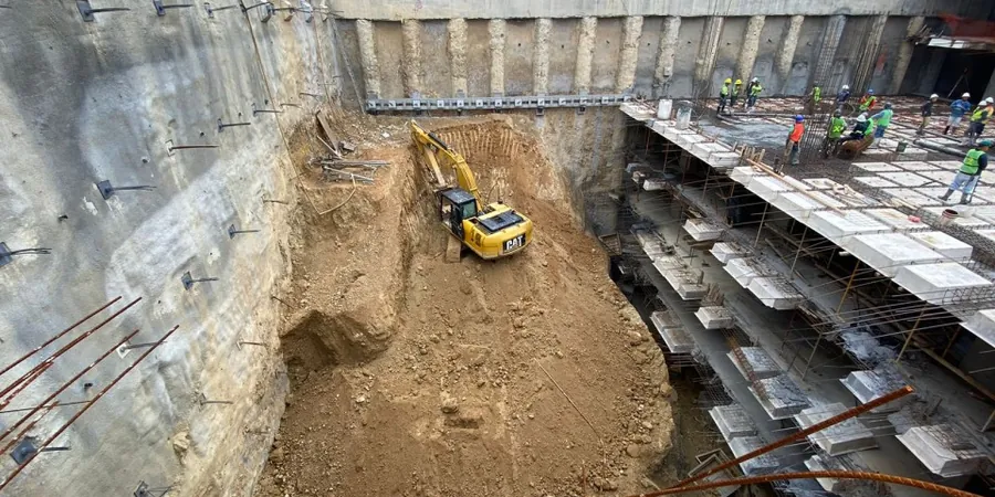 Conception géotechnique des excavations profondes à Roubaix : maîtriser les sols urbains complexes