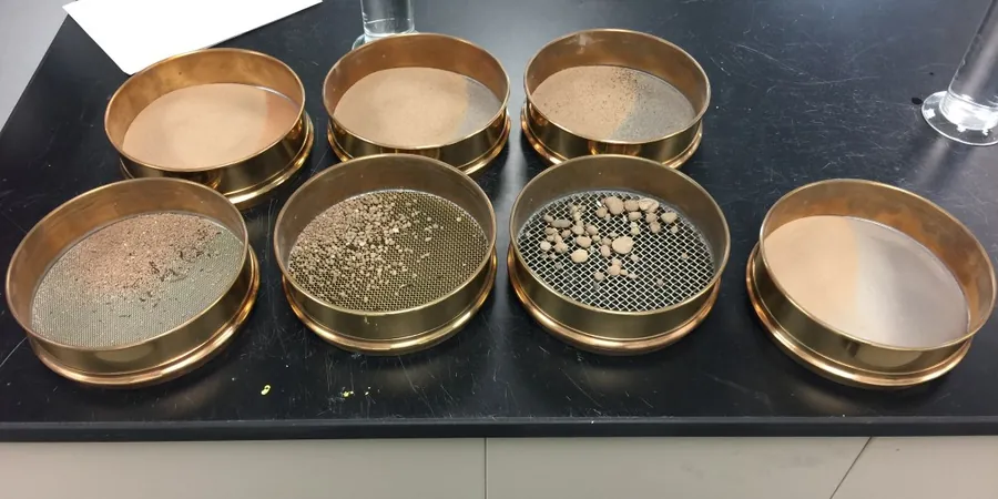 Analyse granulométrique par tamisage et hydromètre à Roubaix